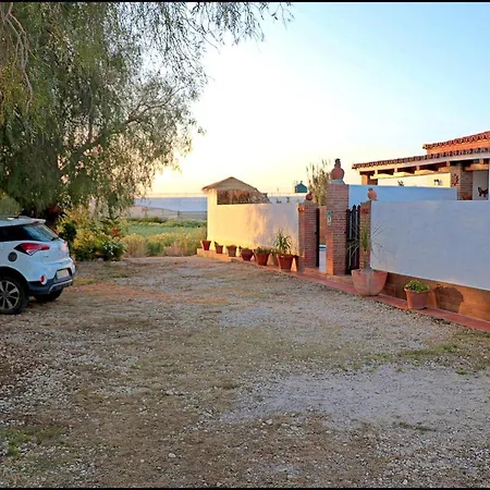 2 Con Piscina Privada בקתה